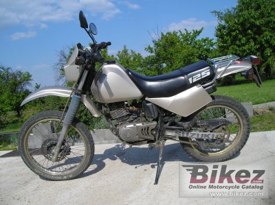 1992 Suzuki DR 125 photo